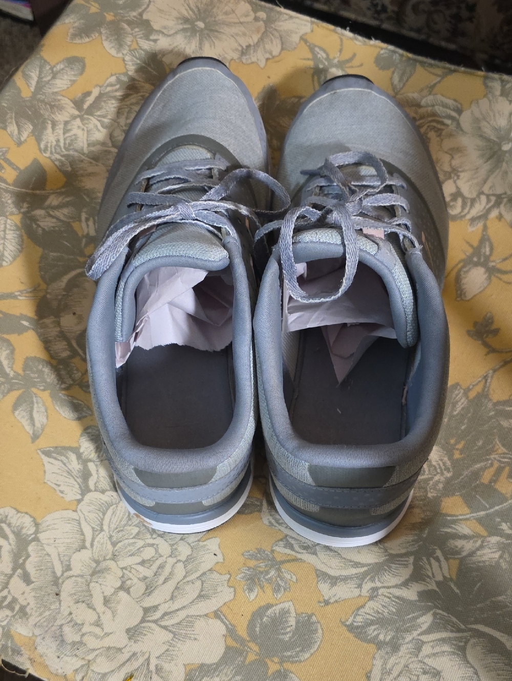 New Balance Gray/Silver/Pink Athletic Sneakers